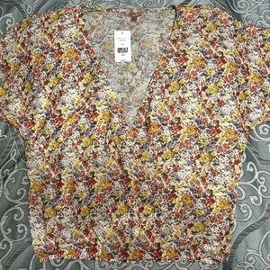 Multi-colored top size L